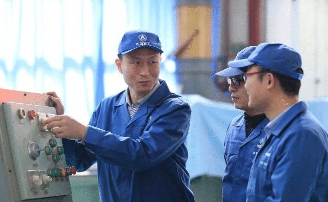 工匠|大国工匠!“火药雕刻王”徐立平每次落刀,都能听到自己的心跳