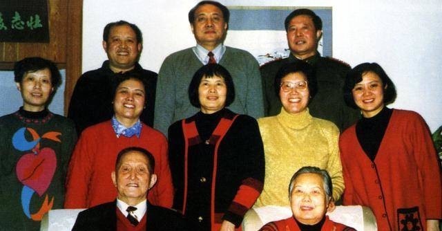 儿子|中国唯一“六星上将”，如今妻子101岁，儿子一个省长一个少将