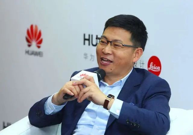 智能汽车|“自动驾驶技术第一?”,苏菁挖的坑,华为不填了!