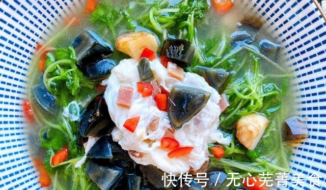 毛菜|秋天遇到这种蔬菜,再贵也要买,营养丰富,脆嫩爽口,去秋燥补钙!