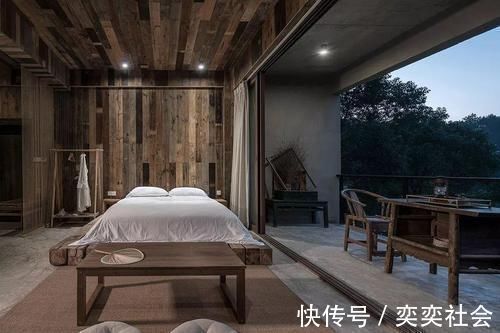草木|他归隐山林,租了栋800㎡废弃三合院,改造后,却让网友羡慕不已