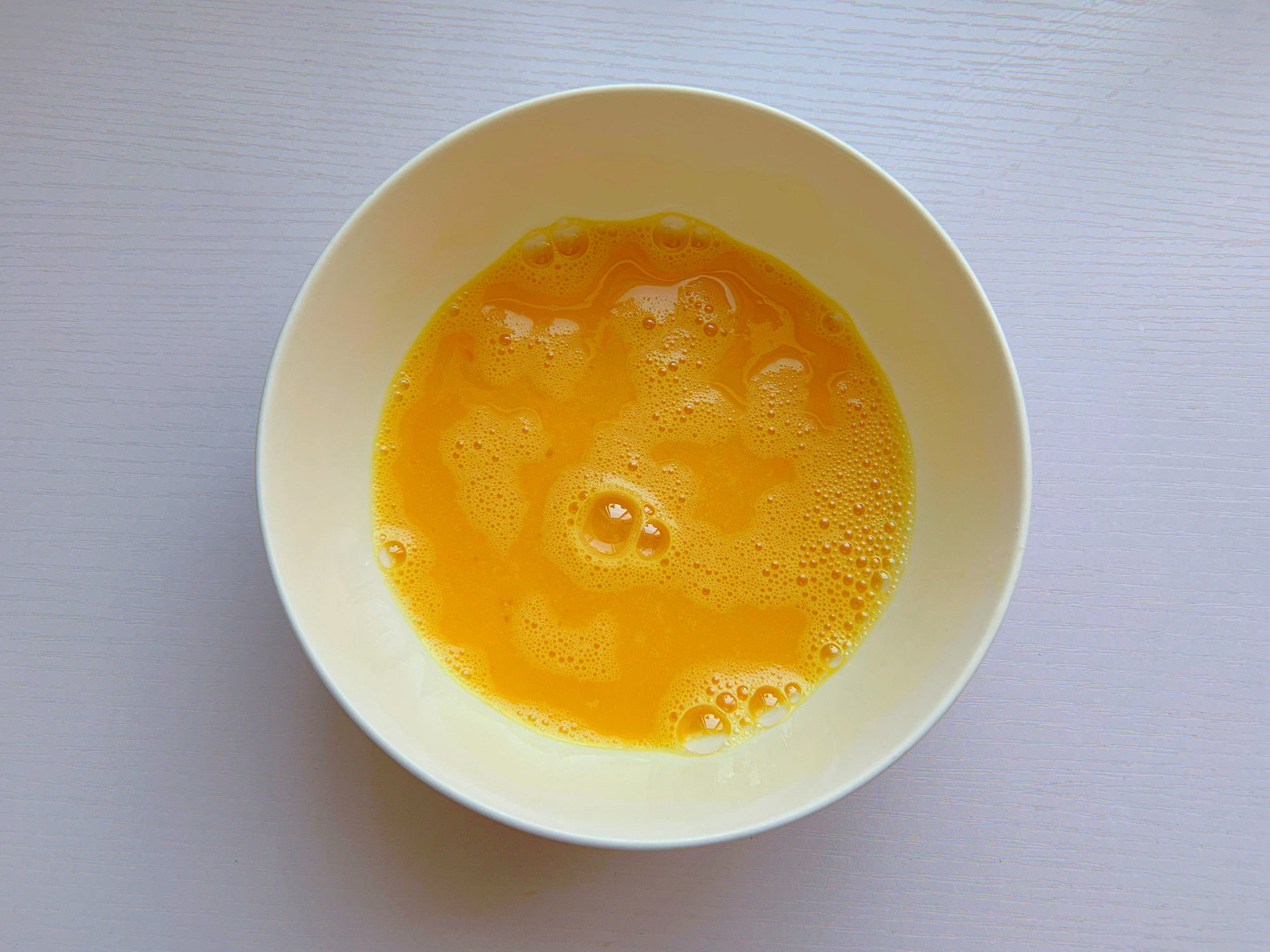 农村地里常见的一种野菜，新鲜翠绿，和鸡蛋炒一炒，营养又美味！