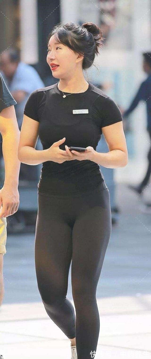 半长裤 打底裤洋溢着时尚休闲感,显瘦又有气质,高级气质凸显出来!