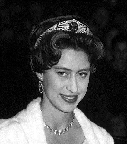 玛格丽特公主 英王室被蒙尘的6件绝世珠宝,几十年未见天日让人惋惜