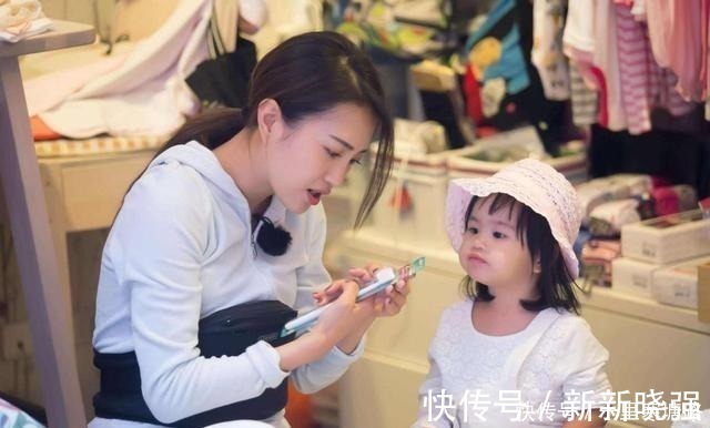 医生|5岁男孩沉迷玩手机,黑眼珠逐渐“消失”,医生这孩子废了