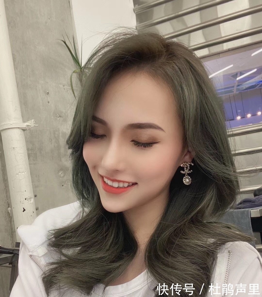 烫发 在理发店烫发型,不同价位烫出来有什么区别?这几点很重要