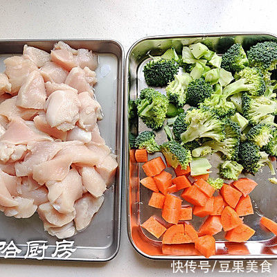 鸡肉饼|让食客踏破门槛的的蔬菜鸡肉饼做法，学会了你也能火