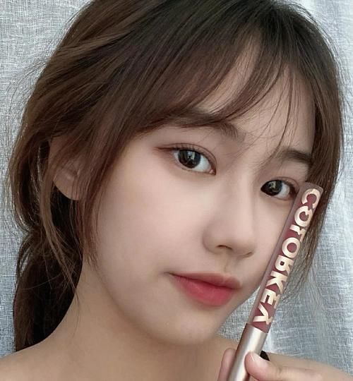 color|国产平价口红中,受欢迎的不止有完美日记,它也深受大家喜爱!