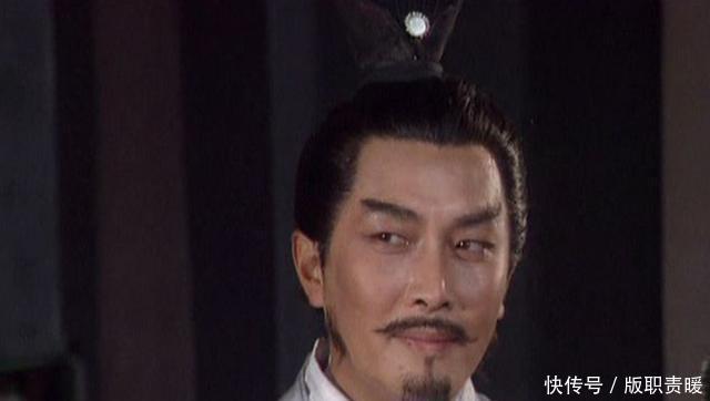 关羽|孔明为何要独派关羽伏兵华容道，谁知其中隐藏着三个极大的秘密！
