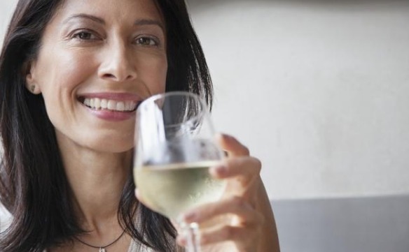 女性|女性身体出现7个不适,说明快要绝经了,需要好好调整!