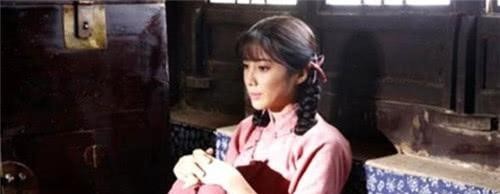 裹脚|民国最好哥哥,妹妹哭着不愿意裹脚,哥哥放狠话:不裹了,嫁不出去我养