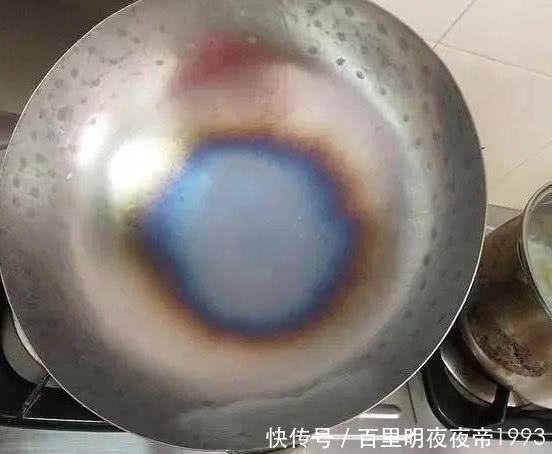 不粘锅|家中铁锅生锈用这个“小玩意”开锅，旧变新，不再生锈，不粘锅