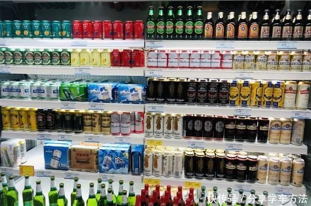 买啤酒,无论哪种,只要原料是这3类,都是工业啤酒,喝多易上头!