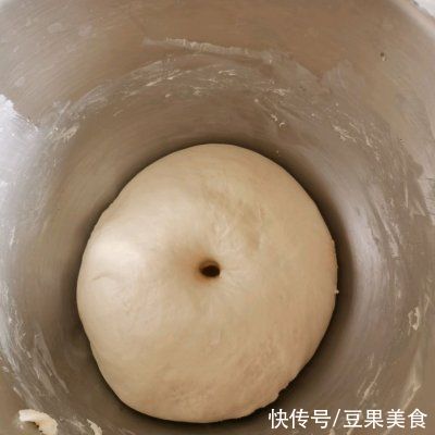 芝士|#安佳马苏里拉芝士挑战赛#水果玉米披萨