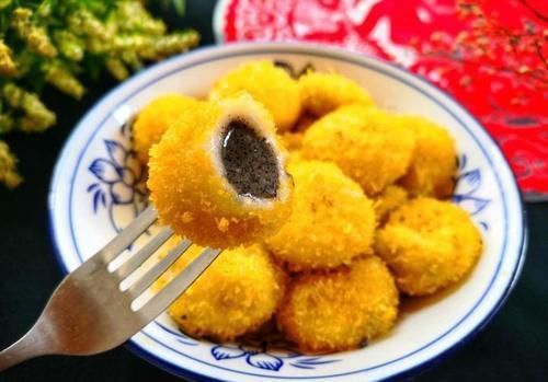 胡秉言|过年炸汤圆,直接下锅容易炸,多加1步,不炸不裂,香脆酥糯