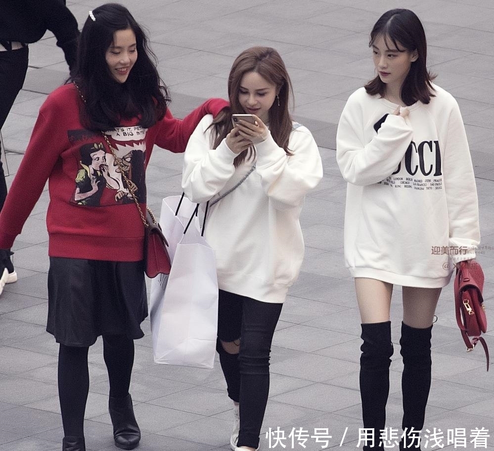 卫衣|时尚减龄的卫衣,作为内搭也是主角,怎么穿都好看!