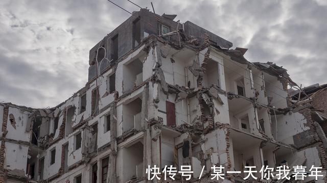 城乡规划法|拥有无证房屋的农民朋友要注意了拆无证房不给补偿是不合法的