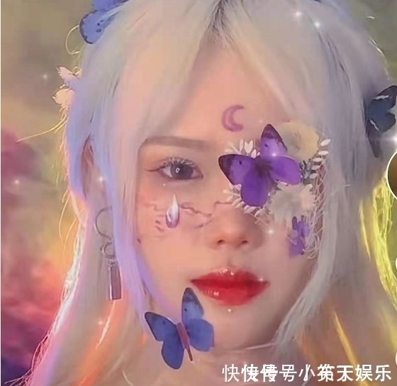 画稿|这才是顶级Coser,粉丝超过一千万,连画稿都能完美Cos