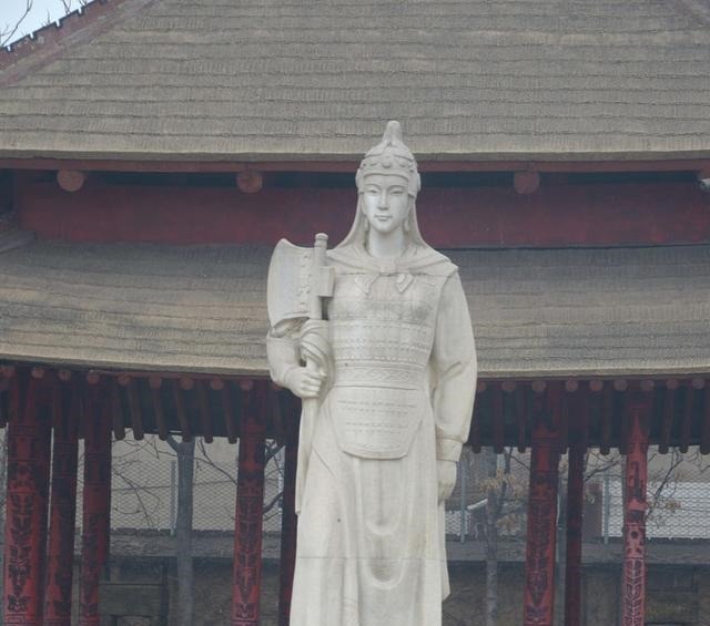  武丁|妇好墓中的尸骨荡然无存，历史上真的有这样一位女将军吗