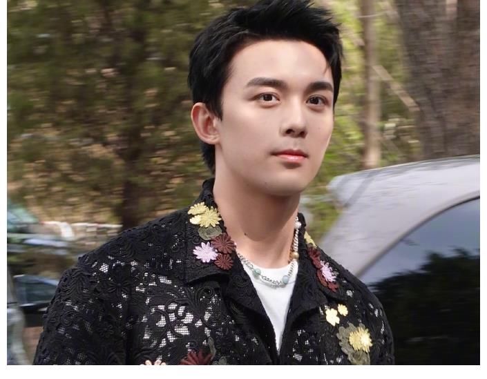 《冰箱7》轰趴季官宣！“何尔萌”回归，我却被嘉宾阵容吸引