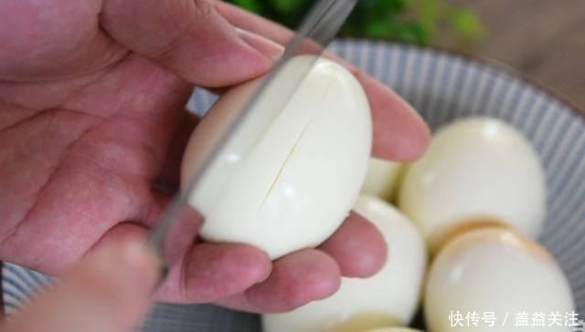 鲜蛋|核桃并不是最补脑的它才是真正的补脑“冠军”，家家厨房里都有