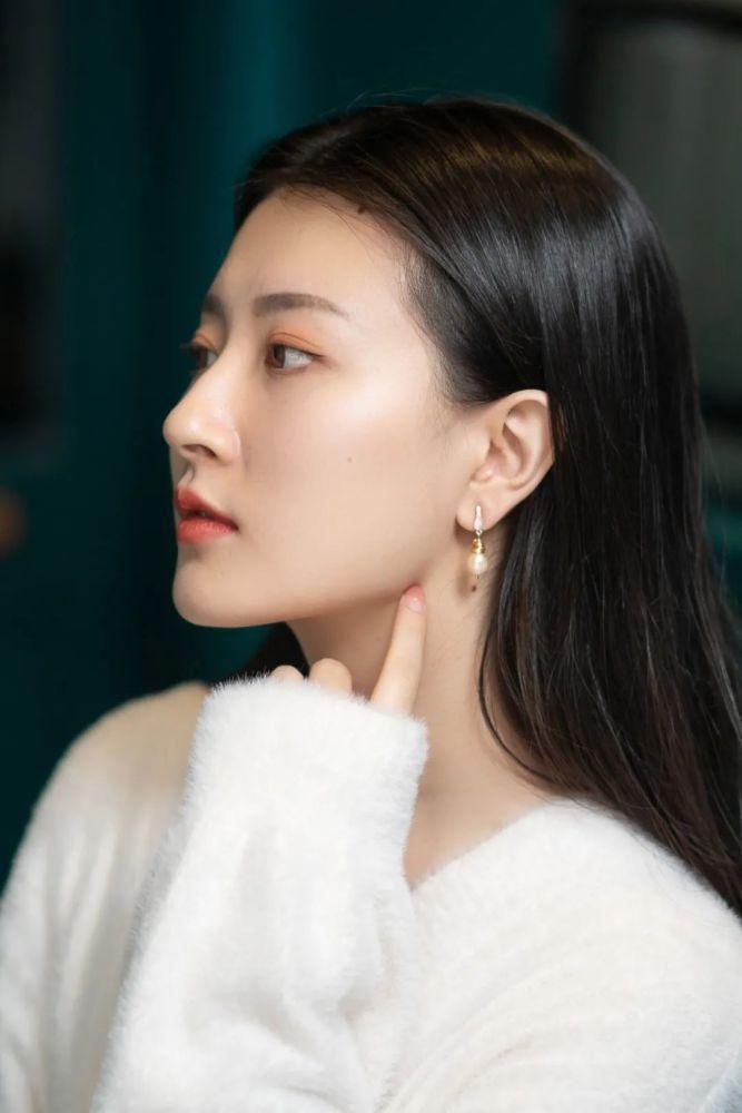 耳环|戴对耳环=整容?!刘雯、Angelababy显脸小的秘密都在这儿了