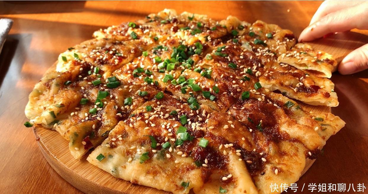 放到|把制作酱香饼的秘方教给你,酱香浓郁层层分明,学会能出摊了!
