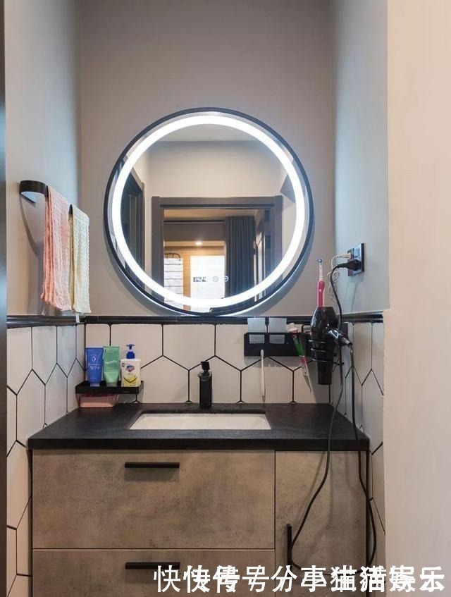 胡桃色|她家仅65㎡，收纳做到极致，每个空间都吸引着我，太美了！