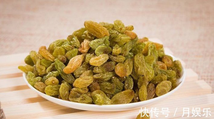 肝脏|葡萄干和这个东西一起浸泡,每天吃一勺,排出肝毒素,使肝脏逐渐清洁
