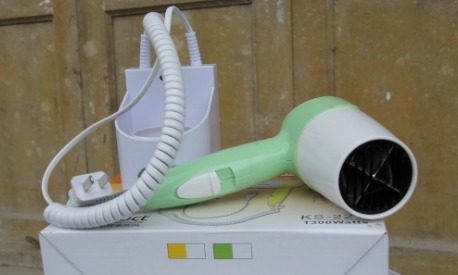 鞋子 新买的鞋子挤脚怎么办教你4个小妙招,轻松解决鞋子挤脚问题