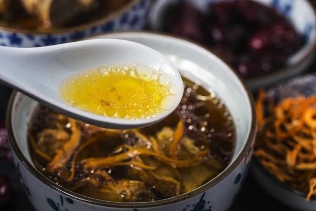 喝汤，到底有没有营养？营养专家揭开汤的“两幅面孔”