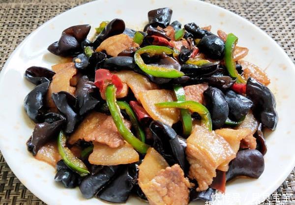 还是家常菜最下饭!端上桌遭抢的4道菜,鲜香不腻,吃了还想吃!