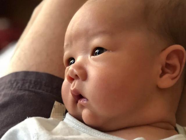 喂养|6个月是宝宝成长分水岭，宝妈要牢记5个关键点，孩子发育快人一步
