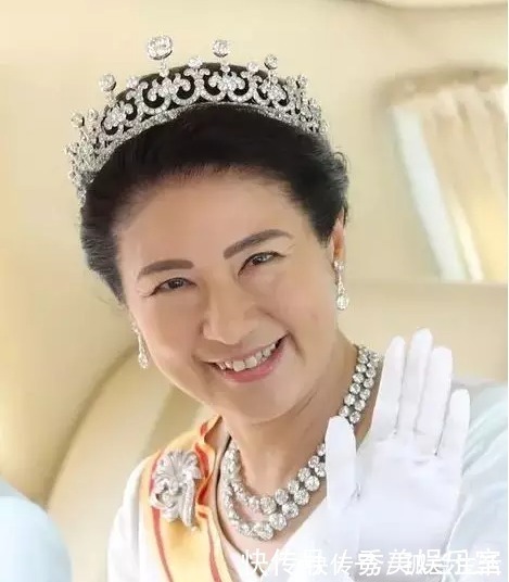 珍珠 最寒酸的皇室,珠宝都是复制黏贴,公主出嫁时还需归还给皇室