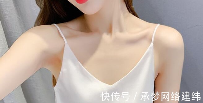 自信|普通的上衣就别穿了,学我小姑这样穿背心,自信更减龄
