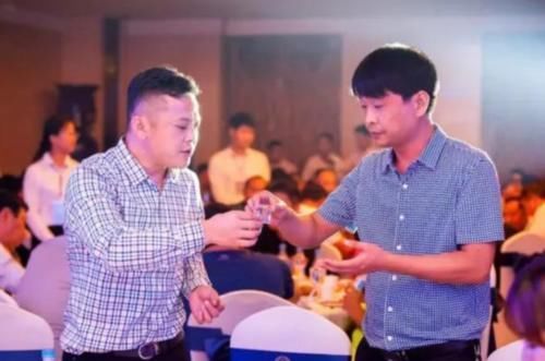 赵大哥|大哥喝酒26年,肝脏却依然健康红润,医生:他的生活习惯值得学习