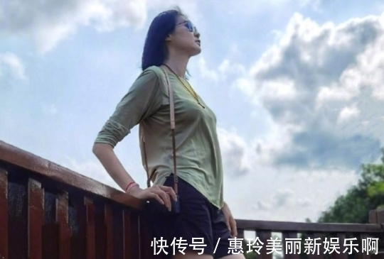 队医|女排冠军40岁仍单身，晒1米3大长腿白到反光，曾与姚明传绯闻