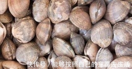 沙子|想要吃美味的花蛤, 去沙得干净, 一颗铁钉就能够让花蛤乖乖吐沙