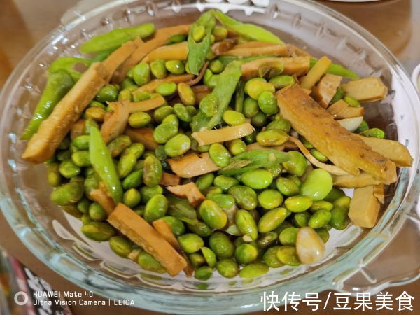 毛豆|餐厅必点的好吃的青椒毛豆香干,在家也能做