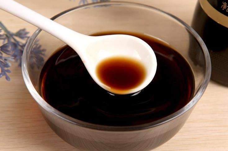 养茶花、君子兰,用上3种“酸酸汤”,盆土疏松,花开爆盆