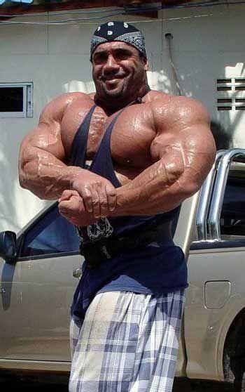 药物|5位沉迷于健美运动员，他们肌肉个个庞大，这样的身躯有意义吗？