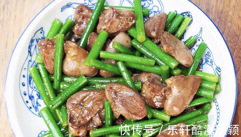 鸭骨汤|三伏天来临,内热盗汗易上火,吃它比吃鸡肉好,还滋补养胃,好香