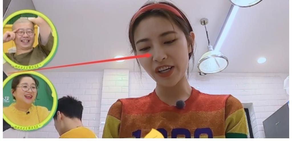 鼻梁|没有鼻塞，许佳琪用夹子代替，拿下后鼻梁形状一眼看出是否整容