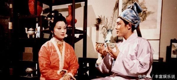 贾母$贾府2对夫妻的悄悄话,透露他们喜欢林黛玉,对薛宝钗心存不满