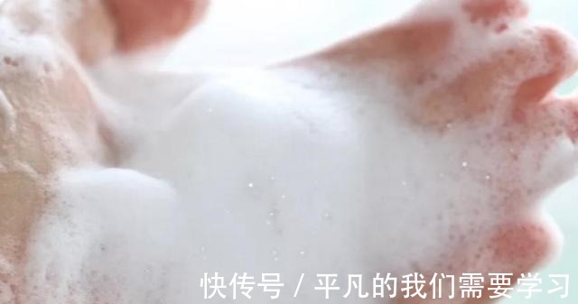 护肤 女明星为了“冻龄”有多拼少女美肌离不开6个护肤小秘诀!