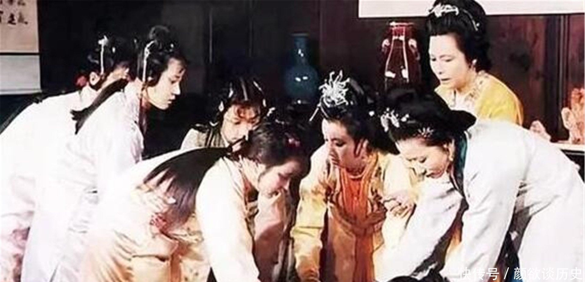 古人|古人发明的“春凳”,宾馆的床尾都会有一个,有啥用?