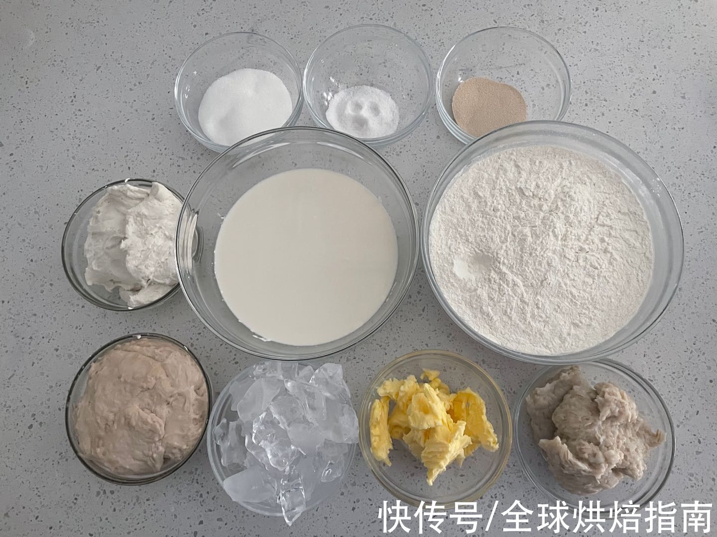 日式米吐司松软香甜有弹性，竟然是吐司界的纯真少女