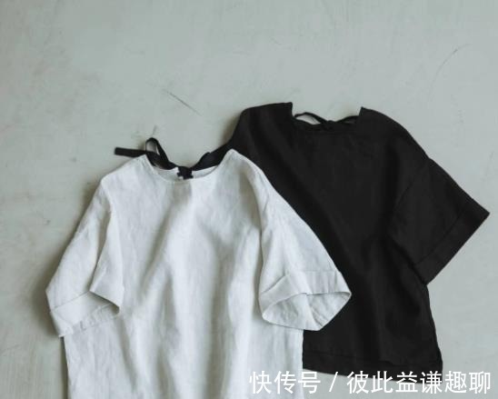 灰色系|简洁,就是时髦!基础款黑、白、灰色系的穿搭,一起学起来
