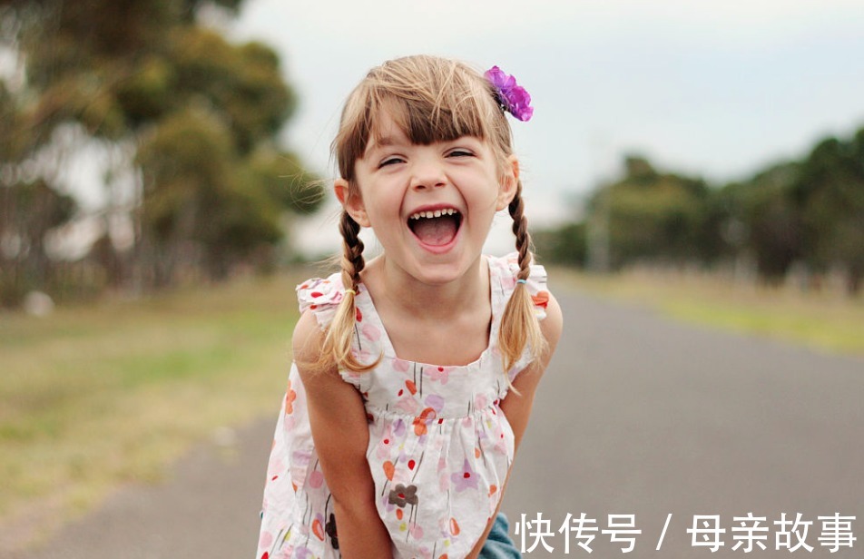 家长|护士口误说错孩子性别，家长前后像换了个人，引人深思