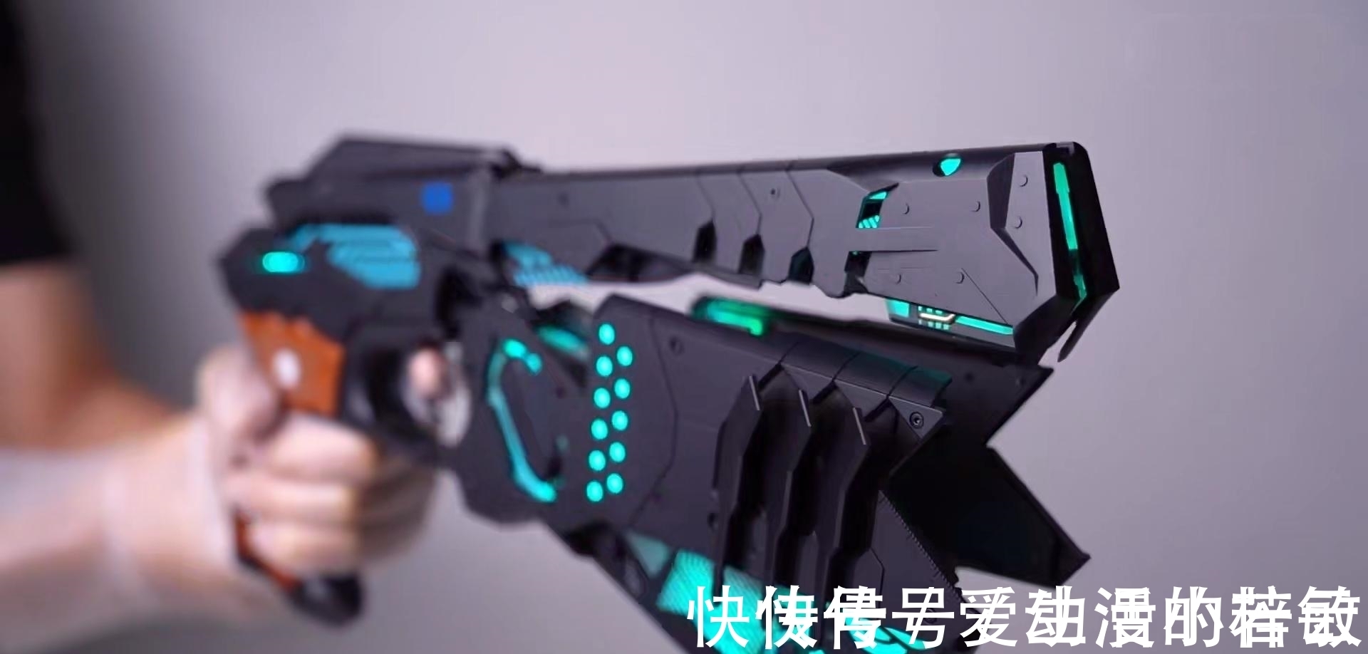 次元饭君|UP主测评20万日元玩具,讲解触犯粉丝雷区,评论区直接沦陷?